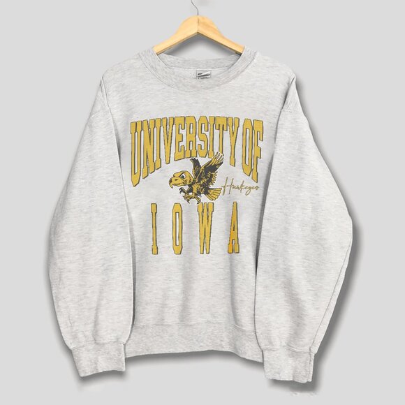 Vintage University of Iowa Unisex Sweatshirt, Iowa Hawkeyes Football Shirt Tee - Picture 1 of 2